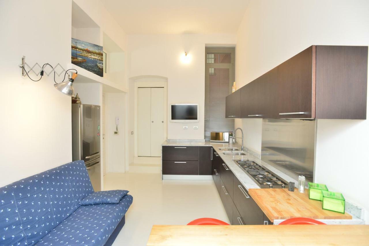 Izzhome Dsign Кальярі Екстер'єр фото